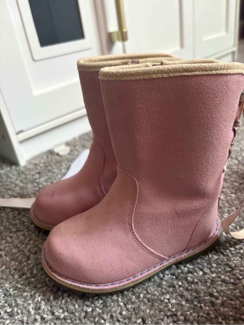 UGG Kids Pink Suede Lace-Up Back Boots